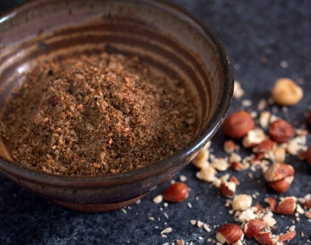 picture of a bowl of Dukkah spice