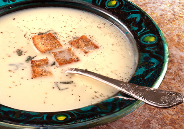 Picture of garlic soup